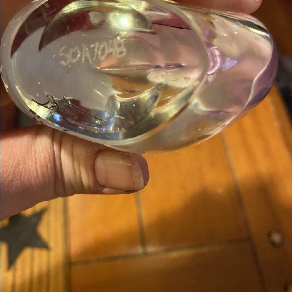 Eric Brakken Glasshouse Studio Signed Art Glass Paperweight Pink & White Ribbon - Picture 8 of 11